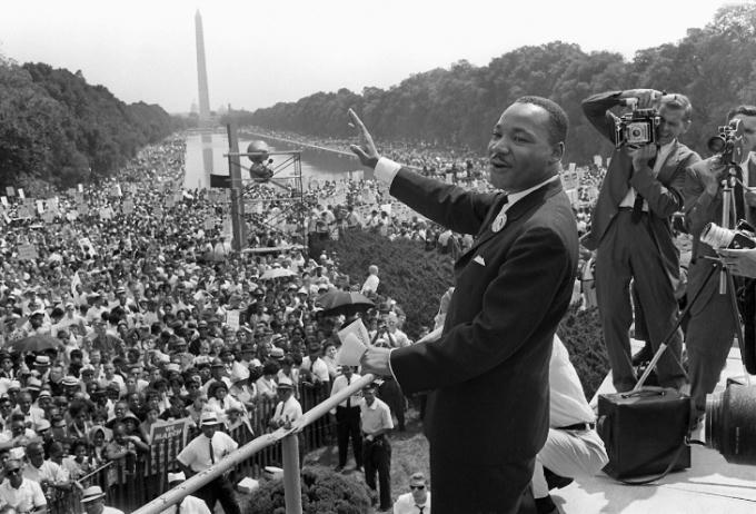 Năm 1963, lễ nhậm chức của Tổng thống Martin Luther King Jr đã quy tụ hơn 250.000 người. (Ảnh: TMZ)