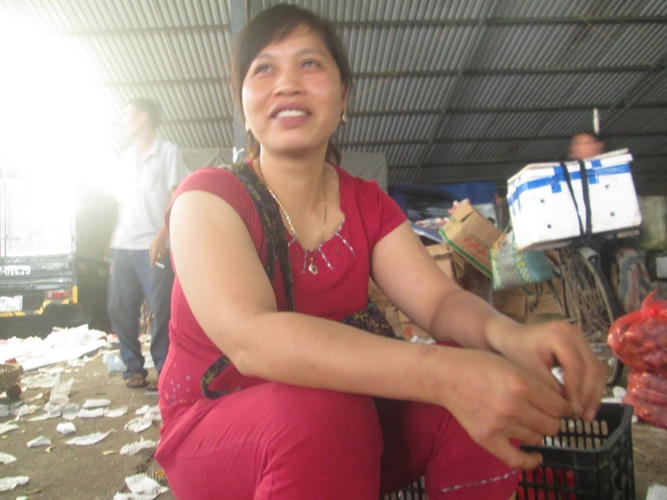 Chị Nguyễn Thị Nụ ( Hoài Đức) trả lời phòng vấn