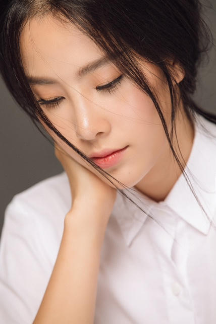 Nam Em lọt vào danh sách Top 50 hoa hậu đẹp nhất năm 2016