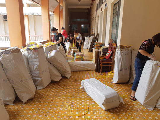 Việc di dời chính thức diễn ra trong khoảng 2 tuần.