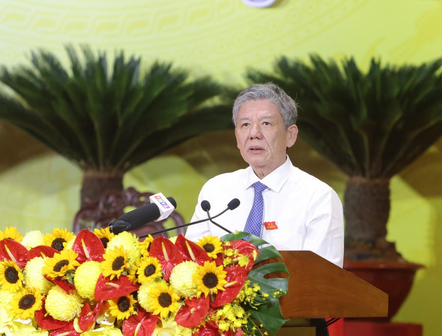 Ông Ngô Chí Cường - Bí thư Tỉnh ủy Vĩnh Long nhiệm kỳ 2020 - 2025 phát biểu kết thúc phiên trù bị