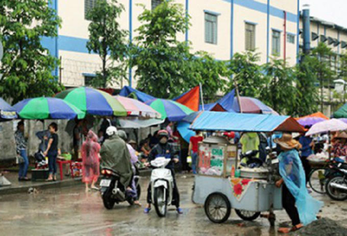 Hiện trường nơi xảy ra vụ nổ khiến nhiều công nhân bị thương.