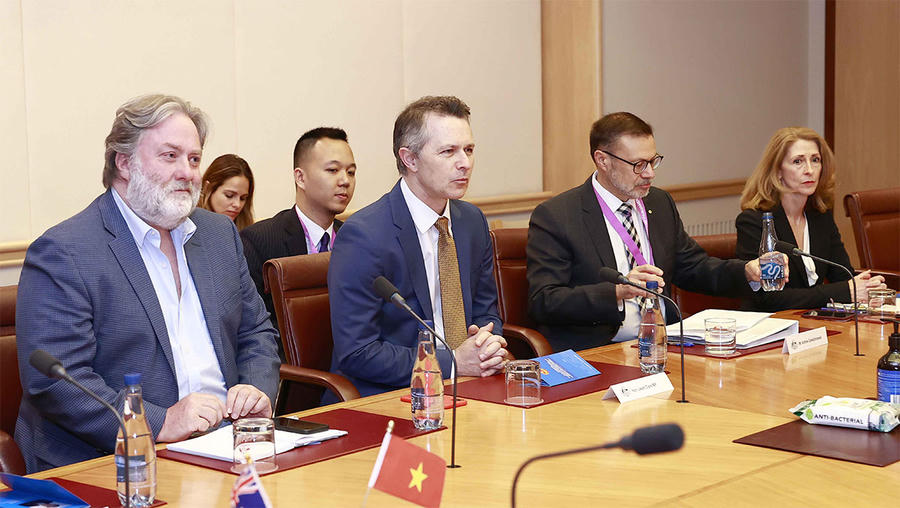 Bộ trưởng Giáo dục Australia Jason Clare phát biểu. Ảnh: Doãn Tấn