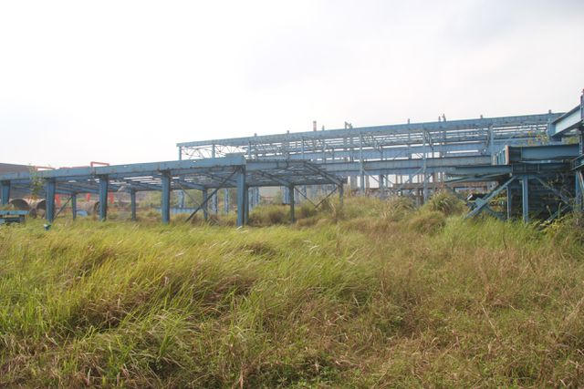 Bên cạnh đó, TISCO còn thanh toán thay MCC tiền thuế là 11,6 triệu USD và hơn 4,7 tỷ đồng chi phí bốc xếp bảo quản thiết bị vượt giá trị hợp đồng trong khi nhà thầu Trung Quốc này chưa chuyển đủ thiết bị theo danh mục.