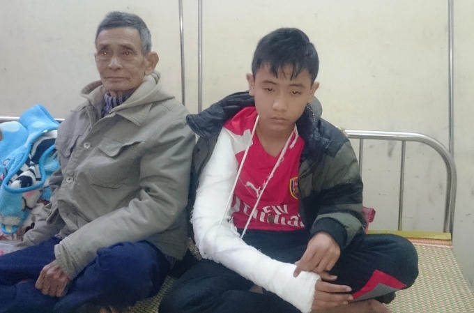 Học sinh Đỗ Lân Anh tại bệnh viện. (Ảnh: Anh Thắng)