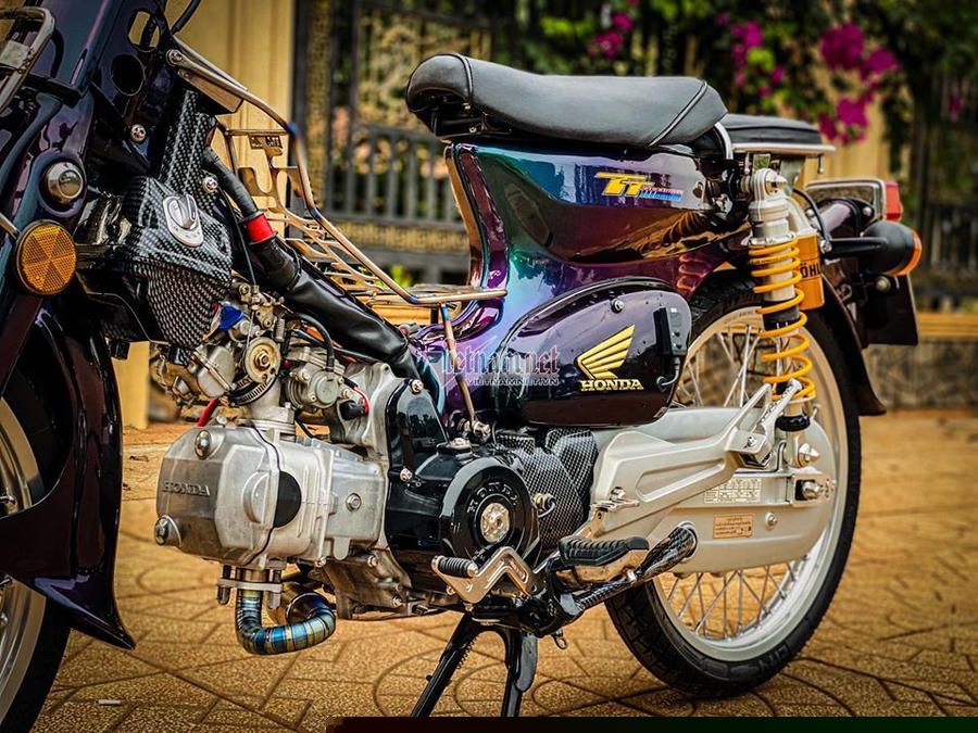 Honda Super Cub 81 độ “thập cẩm” cực chất của dân chơi Bình Phước