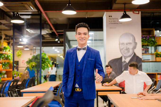 Hữu Tuấn.