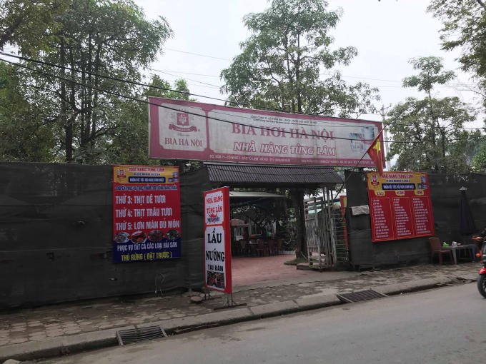 Quán bia Tùng Lâm mọc hoành tráng trên đất nông nghiệp.