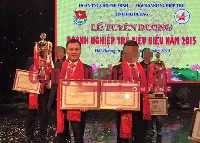 Đối tượng Đỗ Mạnh Cường (b&ecirc;n tr&aacute;i).