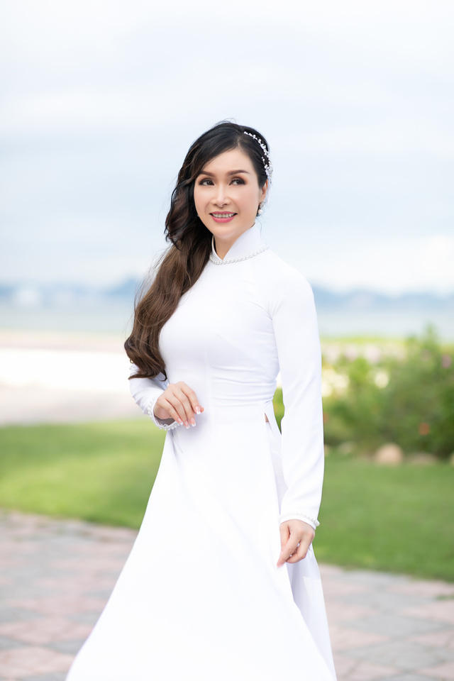 Bùi Bích Phương đã tròn 30 năm kể từ ngày chị đăng quang nhưng dấu ấn về một Bùi Bích Phương trong tâm trí vẫn không phai mờ.