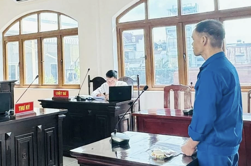 Bị cáo Phạm Khải Hoàn tại phiên tòa xét xử. Ảnh: N.Minh
