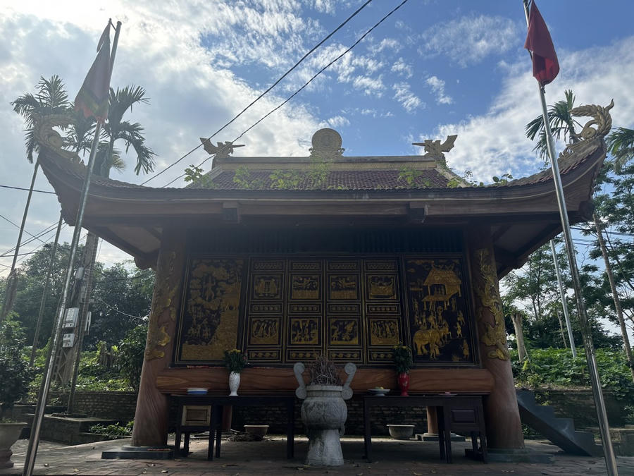 \"Miếu