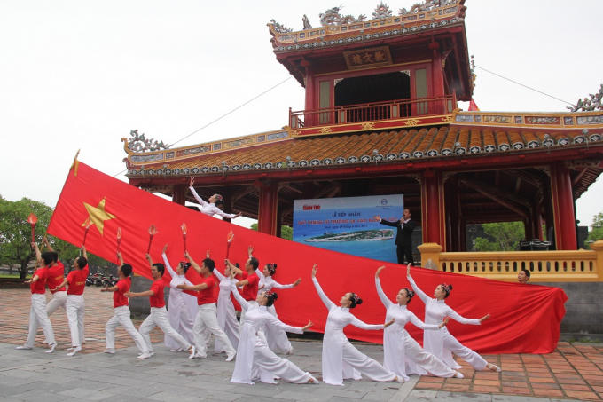 Đây là hoạt động ý nghĩa được Báo Tuổi trẻ kết hợp với Trung tâm Bảo tồn Di tích Cố đô Huế tổ chức.