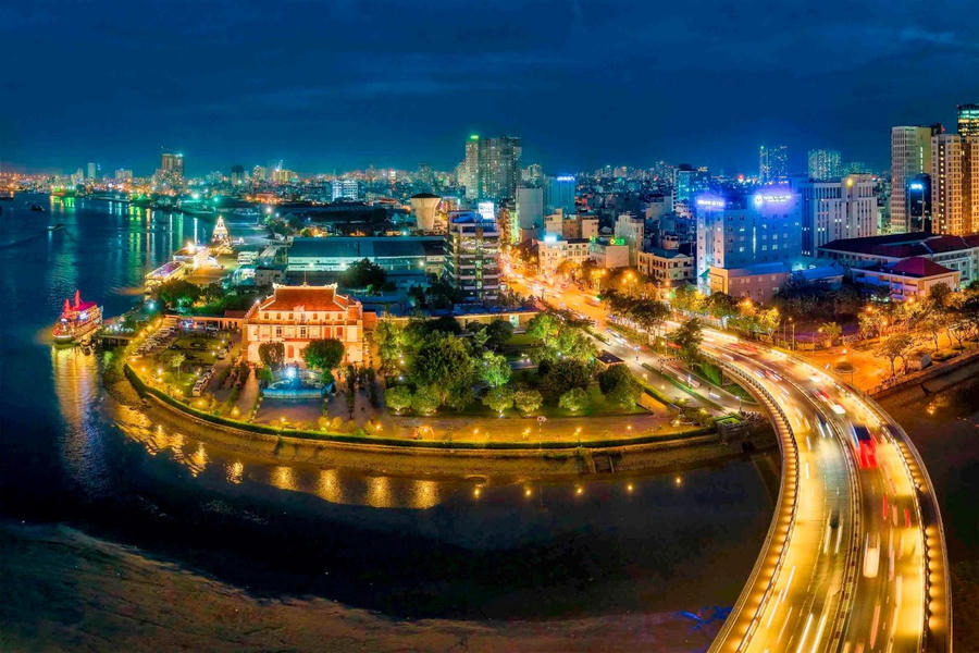 Chuẩn bị Lễ khởi công, khánh thành các dự án quy mô lớn và triển lãm thành tựu kinh tế - xã hội kỷ niệm 80 năm Quốc khánh. Ảnh: nhiepanhdoisong.vn