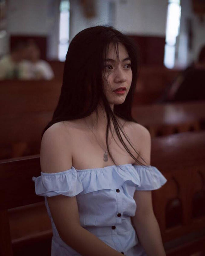 Với vẻ đẹp bình dị của Nam Phương khiến hớp hồn người xem.