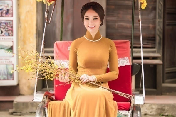 &Aacute; hậu Thụy V&acirc;n khoe nhan sắc