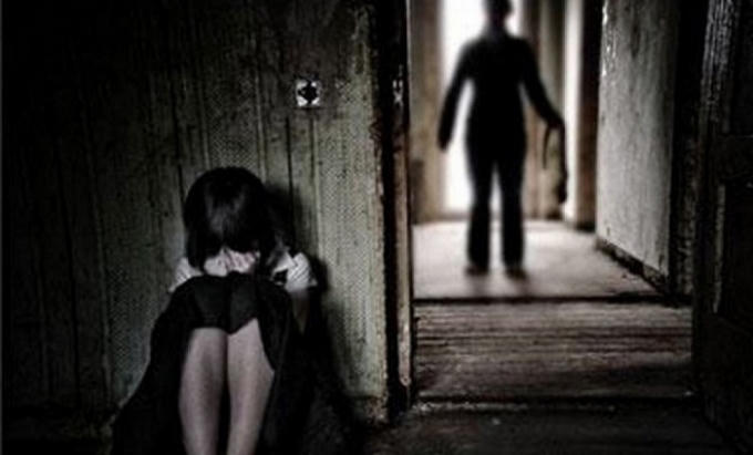 Lá thư tình đã tố cáo Phúc về tội hiếp dâm trẻ em.