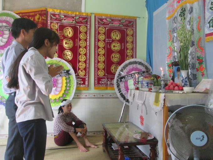 Gia đình, bạn bè tiếc thương cậu học trò ngoan hiền.
