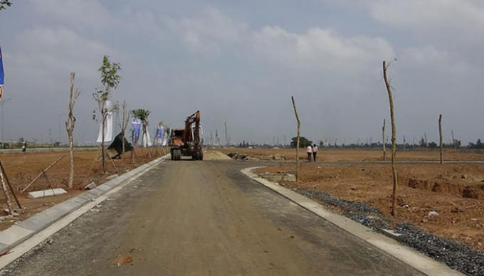Theo các "cò" đất tại Đà Nẵng, giá đất tại nhiều dự án trước đây chỉ dao động 1,3 đến 1,5 tỷ đồng/lô nhưng sau Tết đã được đẩy thêm khoảng 2 tỷ đồng/lô.