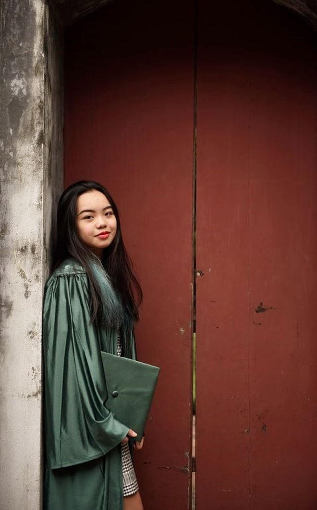 Không chỉ năng nổ trong các hoạt động ngoại khóa, Hoàng Anh còn duy trì điểm ở trường và đạt điểm thi chuẩn hóa tốt.