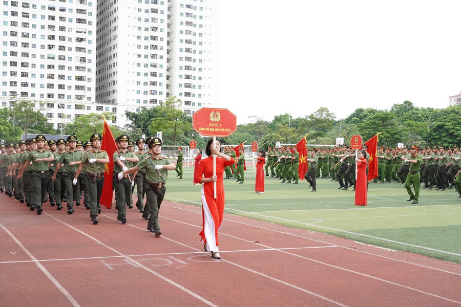 Các khối thực hiện phần thi trong sáng 10/10.