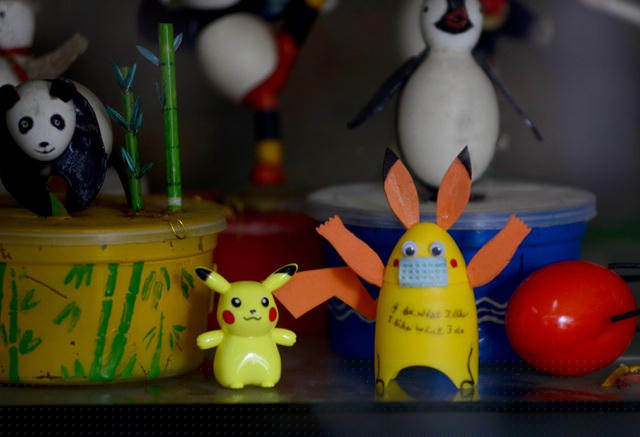 Các tác phẩm gần gũi với đời sống, liên quan đến các nhân vật hoạt hình.