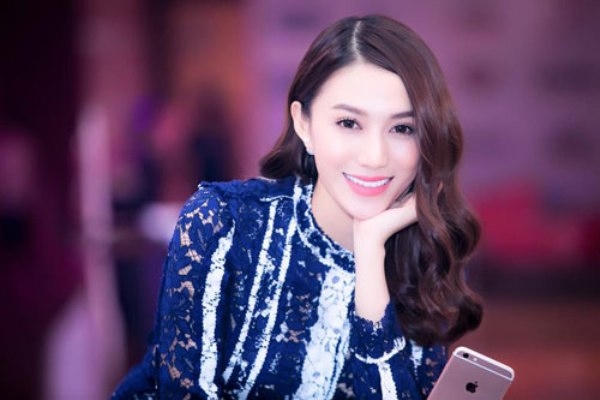 Lê Hà là cô bạn gái công khai đầu tiên của Mạc Hồng Quân. Ảnh: internet.