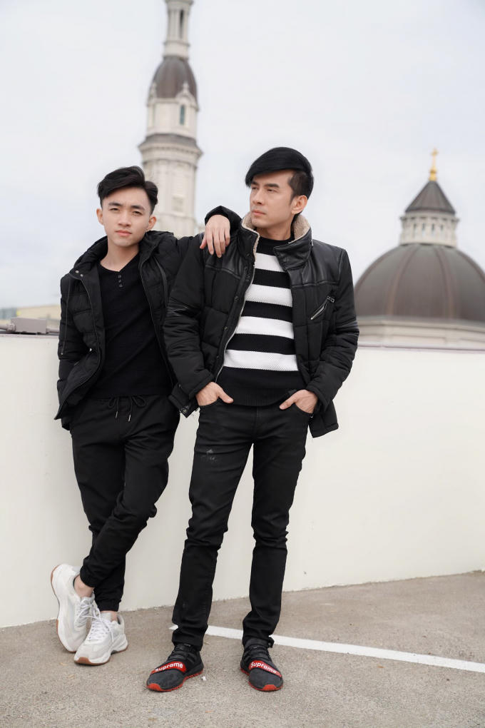 Đan Trường x&uacute;c động kể về kỉ niệm buồn vui trong những lần lưu diễn