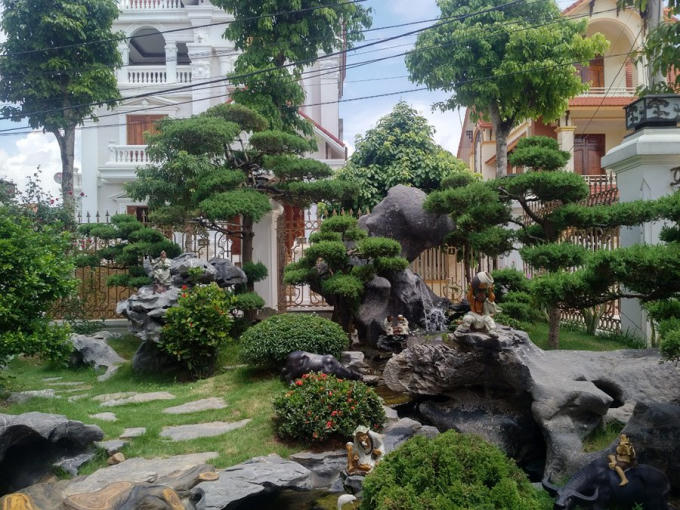 Khu sân vườn, tiểu cảnh của một biệt thự