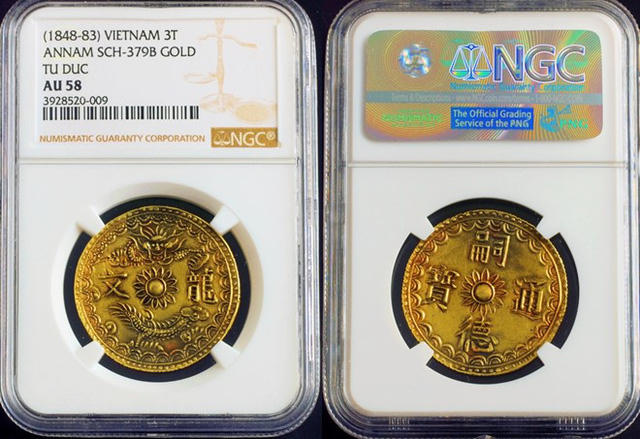 Đồng xu vàng được một công ty chứng nhận tiền xu quốc tế cấp mã xác thực. Ảnh chụp màn hình.