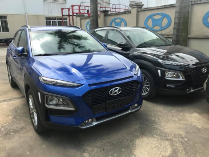 Hyundai Kona do Hyundai Thành Công (HTC) sản xuất lắp ráp tại Việt Nam, có giá bán từ 615 - 725 triệu đồng