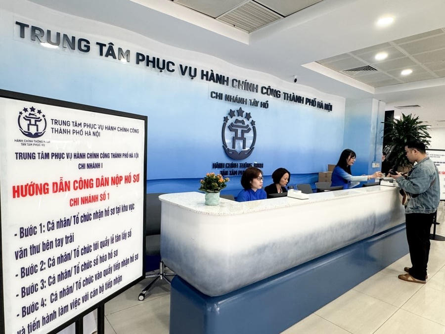 Tái cấu trúc thủ tục đăng ký giao dịch bảo đảm, đẩy mạnh cung cấp dịch vụ công trực tuyến. (Ảnh: ttpvhcc.hanoi.gov.vn)