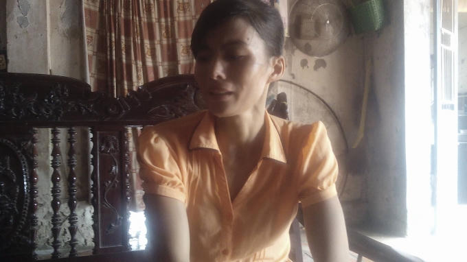 Chị Nguyễn Thị Phương (mẹ cháu Tạ Thu Trang) chia sẻ cùng PV.