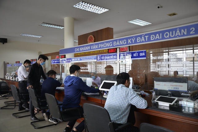 Thành phố Thủ Đức kịp thời giải quyết thủ tục hành chính cho tổ chức và cá nhân đúng quy định của pháp luật, tránh gây phiền hà, nhũng nhiễu