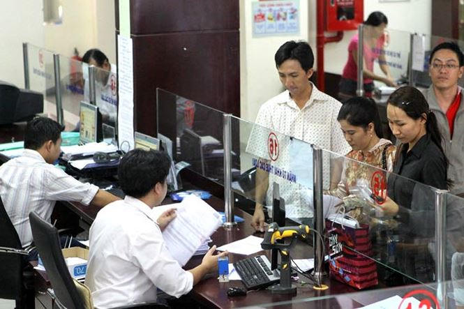 Chuyên gia nói, thay vì tăng thuế mới,  Nhà nước nên tập trung chống thất thu, tiêu cực. Ảnh: Hồng Vĩnh.