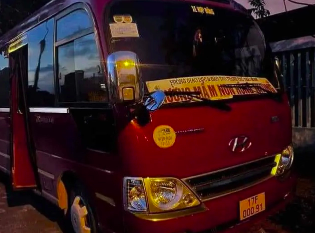 Chiếc xe nơi bé H bị bỏ quên trên xe.