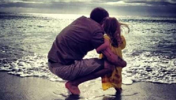 “Hãy sống hạnh phúc, con yêu!”