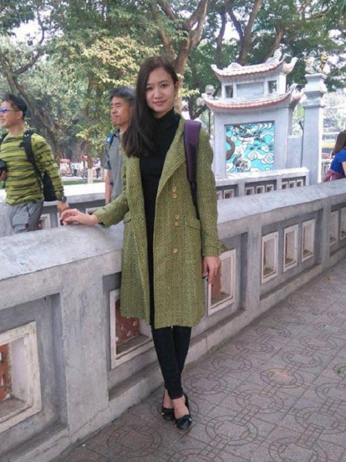Hà Vân luôn tin rằng, bây giờ mẹ và chị gái cô cũng đang đi tìm mình.