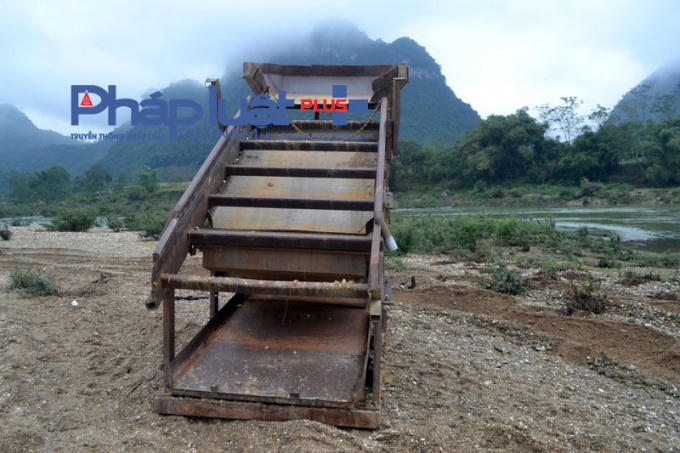 Một tang vật tạm thời thu giữ. (ảnh: Phàn Giào Họ).