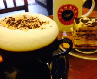 Cà phê Tonkin có hương vị đậm đặc, hấp dẫn.