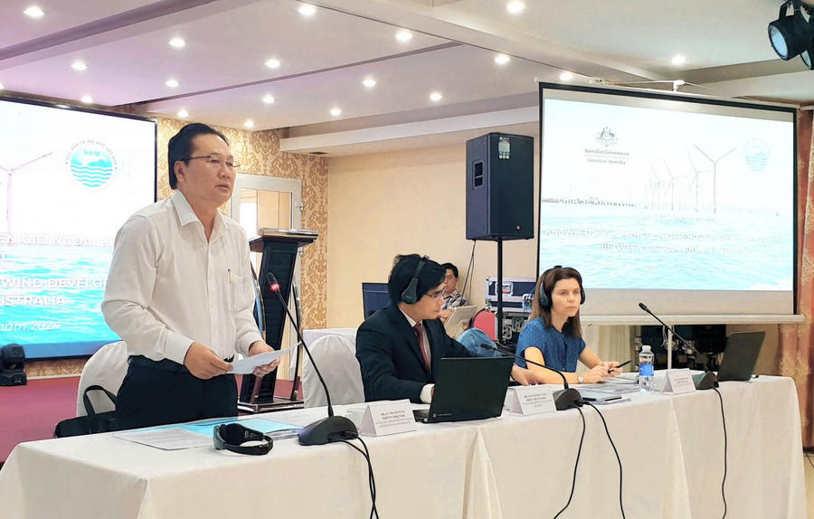 Ông Lữ Thanh Tùng - Phó Giám đốc Sở Tài nguyên và Môi trường tỉnh Bạc Liêu, phát biểu khai mạc, chào mừng.