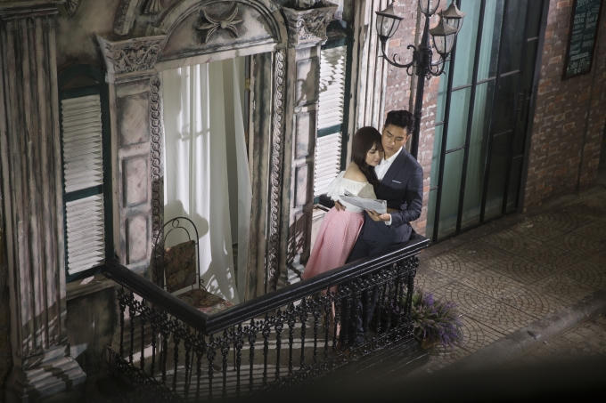 Hình ảnh lãng mạn trong MV "Xóa" của Hạ Vy.