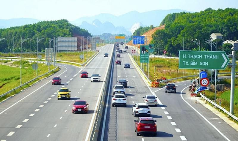 Đường cao tốc Bắc - Nam "cú hích" tạo động lực phát triển kinh tế - xã hội và thu hút đầu tư