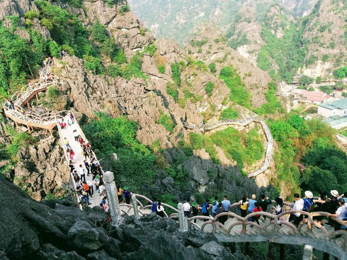 Công tình không phép tại khu vực di tích Tràng An.