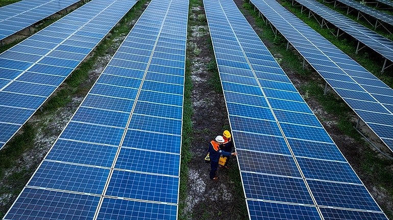 Khẩn trương tháo gỡ khó khăn cho các dự án điện năng lượng tái tạo.