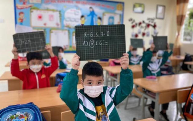 Kiểm tra học kỳ trực tuyến: Điểm số không thực chất