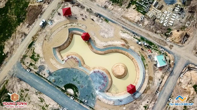 Công viên Osaka Park nhìn từ trên cao đang được thi công.