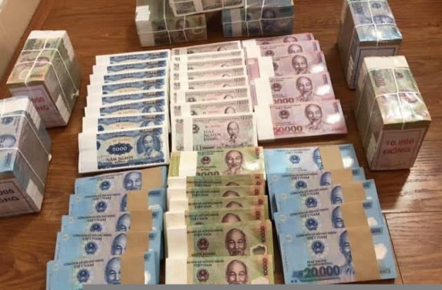 Đổi tiền lẻ mừng tuổi dịp Tết ở đâu hợp pháp?