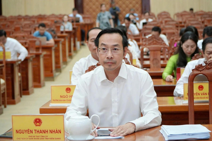 Ông Nguyễn Thanh Nhàn - Phó Bí thư tỉnh ủy, Chủ tịch UBND tỉnh Kiên Giang tham dự kỳ họp