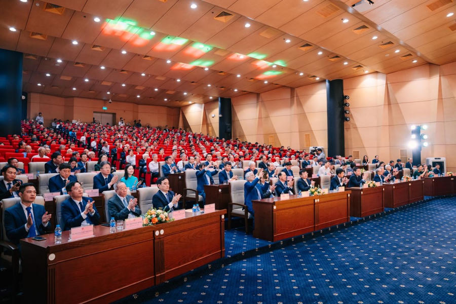 Các đại biểu dự Lễ kỷ niệm 30 năm thành lập Tổng Công ty Than Việt Nam.